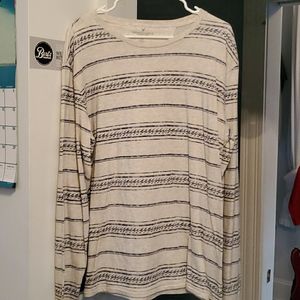 American Eagle long sleeve shirt